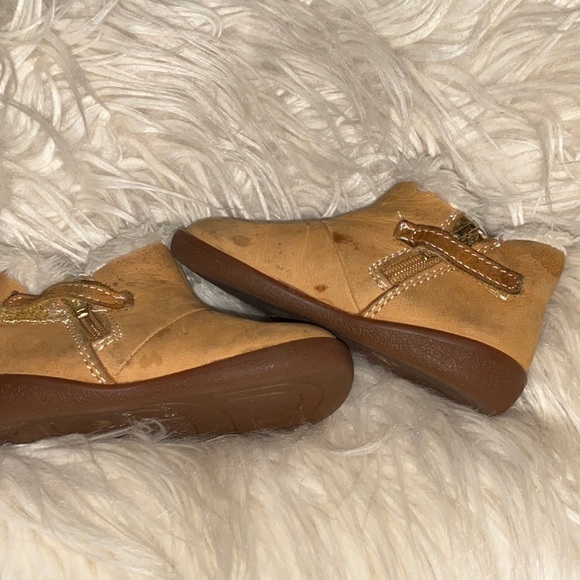 UGG Boot Bundle - Picture 8 of 10